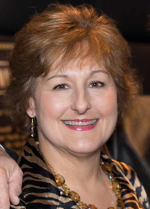 Dennie Sandefer