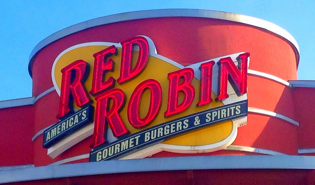 Red Robin restaurant sign