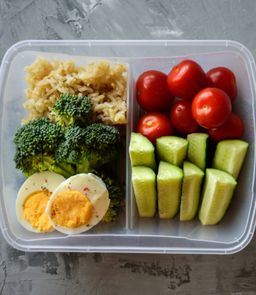 Supply Chain Scene, image of a plastic food container with protein and vegetables in it