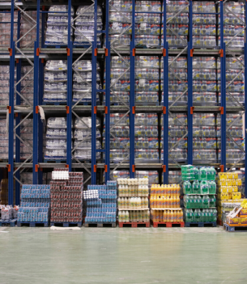 SCS, image of the inside of a large food warehouse 