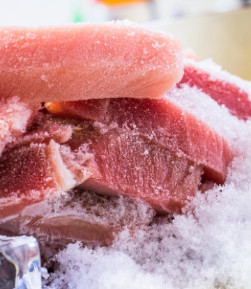 SCS, image of frozen meat cutlets on ice