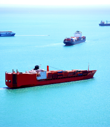 Image of container ships on the ocean 