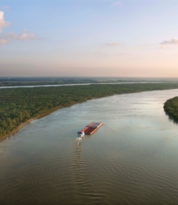 barge on the Mississippi river 